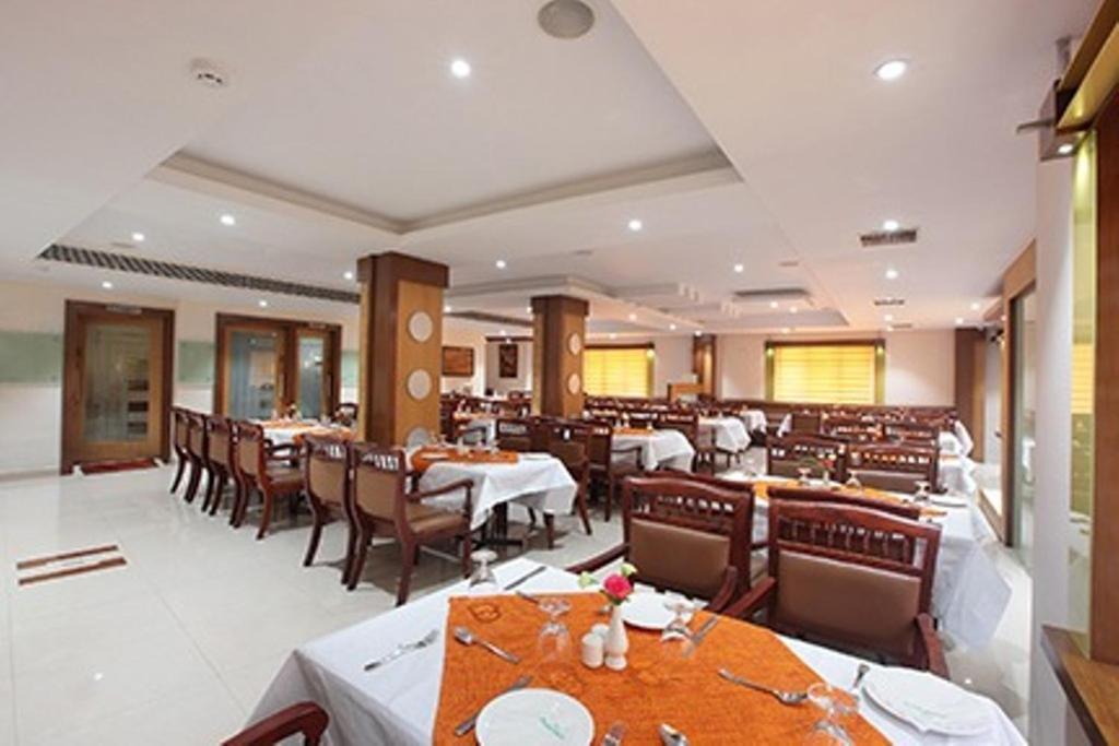 Hotel Anjali Park Kottayam Exterior foto